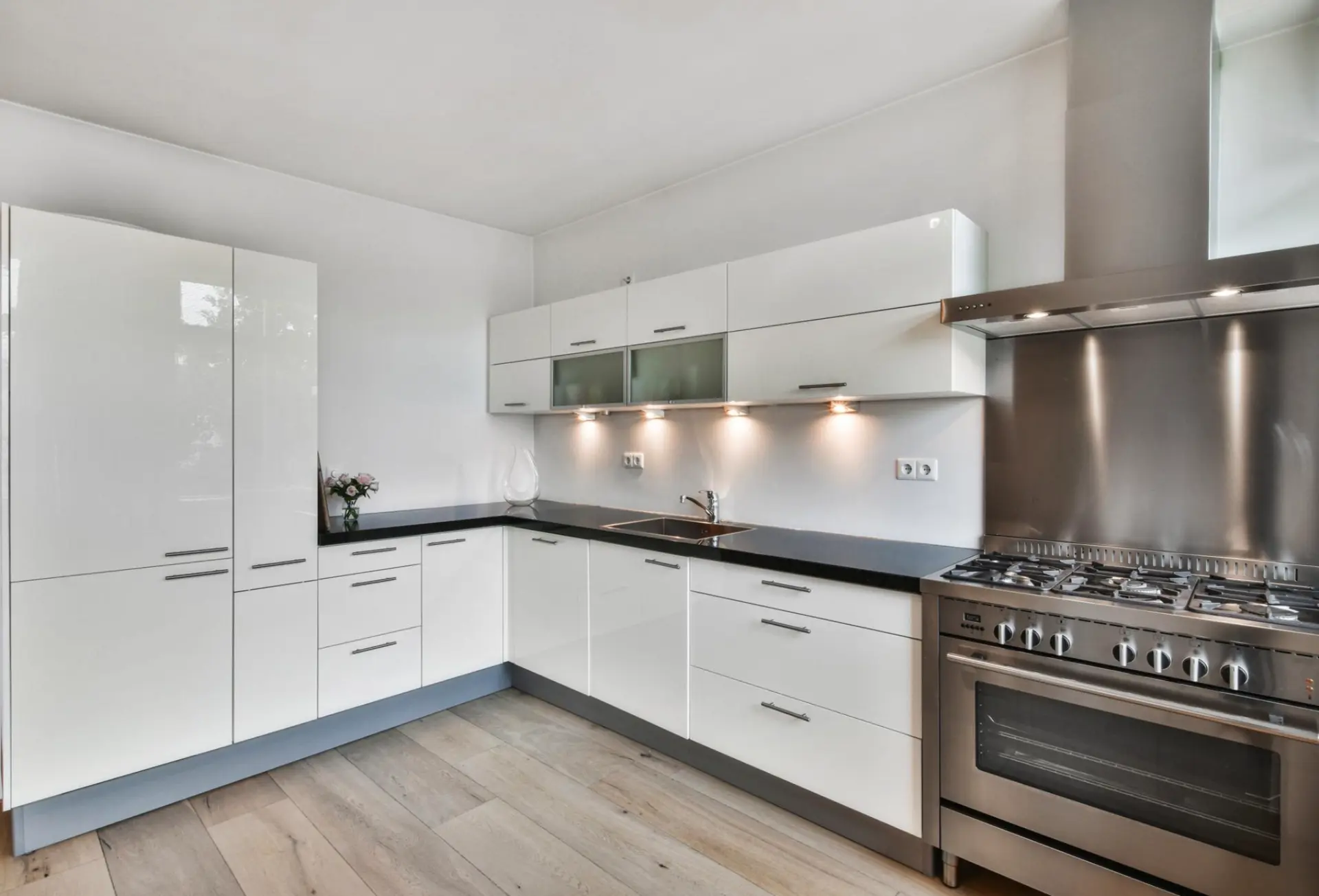 Kitchens — Master Solutions project 1